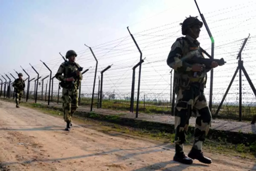 सीमा पर ‘हाई अलर्ट’ जारी