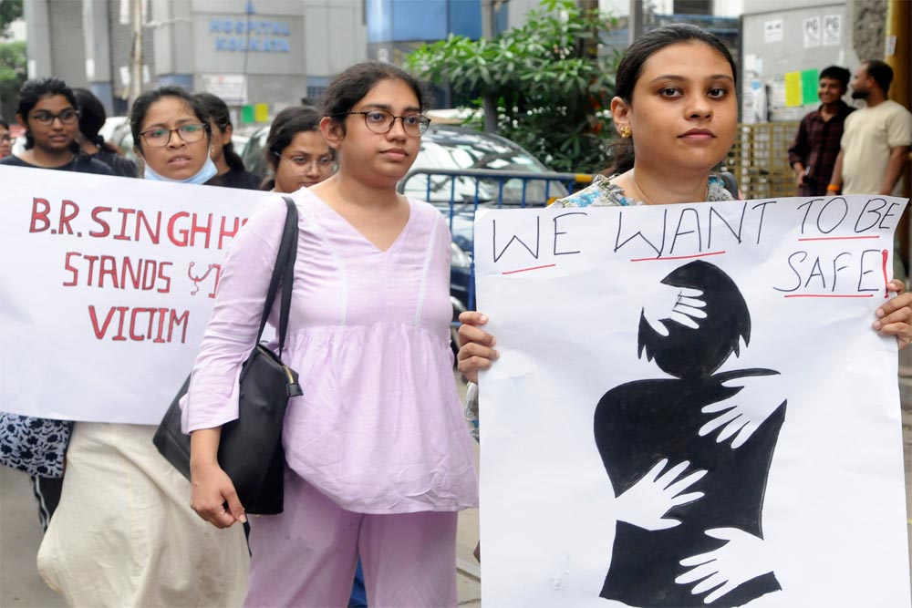 डॉक्टरों की हड़ताल जारी