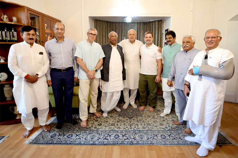 जम्मू कश्मीर में गठबंधन का खेल शुरू
