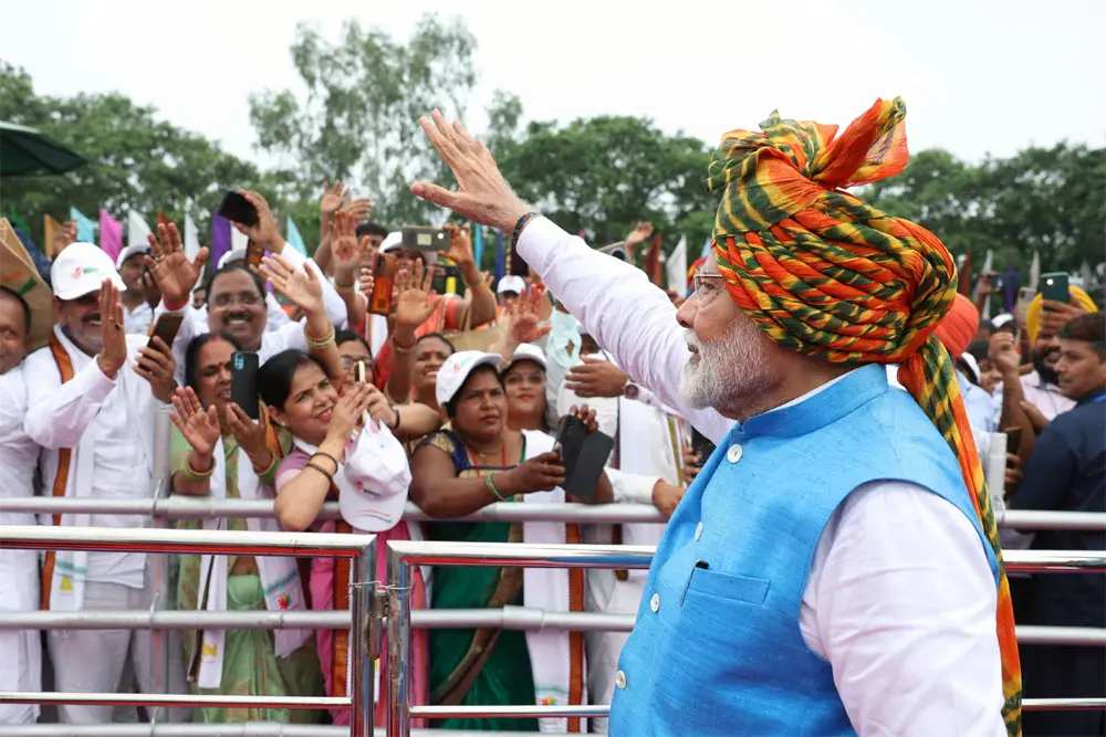 भीड़ है तो बुद्धी संभव ही नहीं!