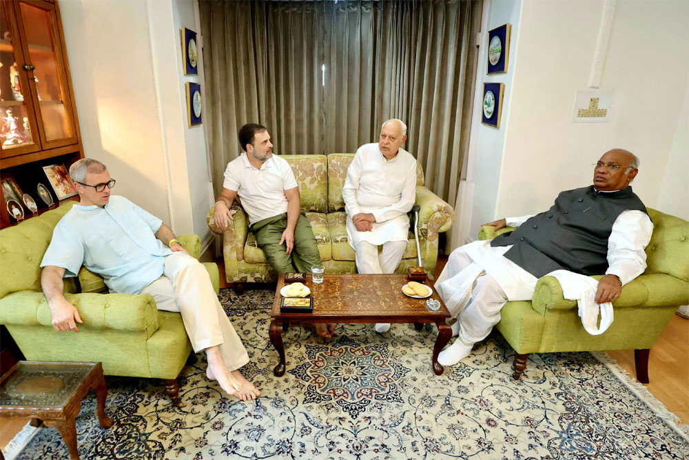 कांग्रेस व एनसी में सीट बंटवारा