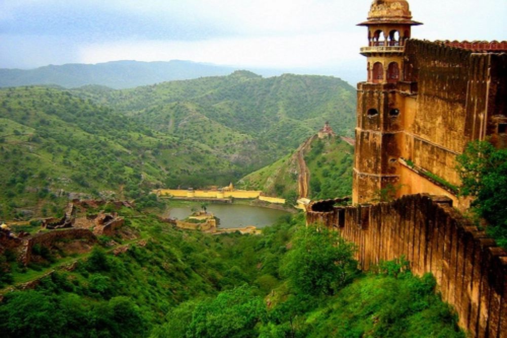 राजस्थान में आज से भारी बारिश का अलर्ट, दो सिस्टम बनने से बनेगा भारी बारिश का दौर