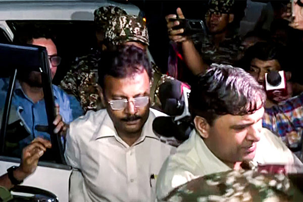 आरजी कर केस में बड़ा अपडेट, डॉक्टर का नहीं हुआ गैंगरेप, सिर्फ संजय रॉय ने किया कांड?