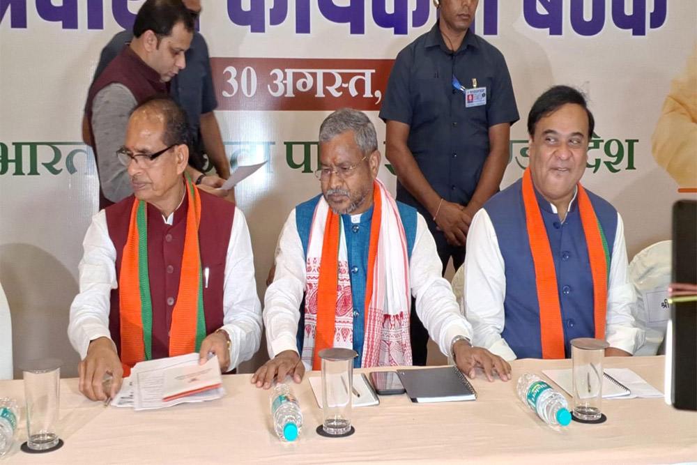 झारखंड में दलबदलू भाजपा का मजाक!