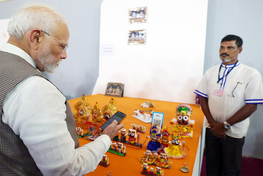 पीएम मोदी ने डिजिटल पेमेंट के जरिए खरीदी भगवान जगन्नाथ की कलाकृति