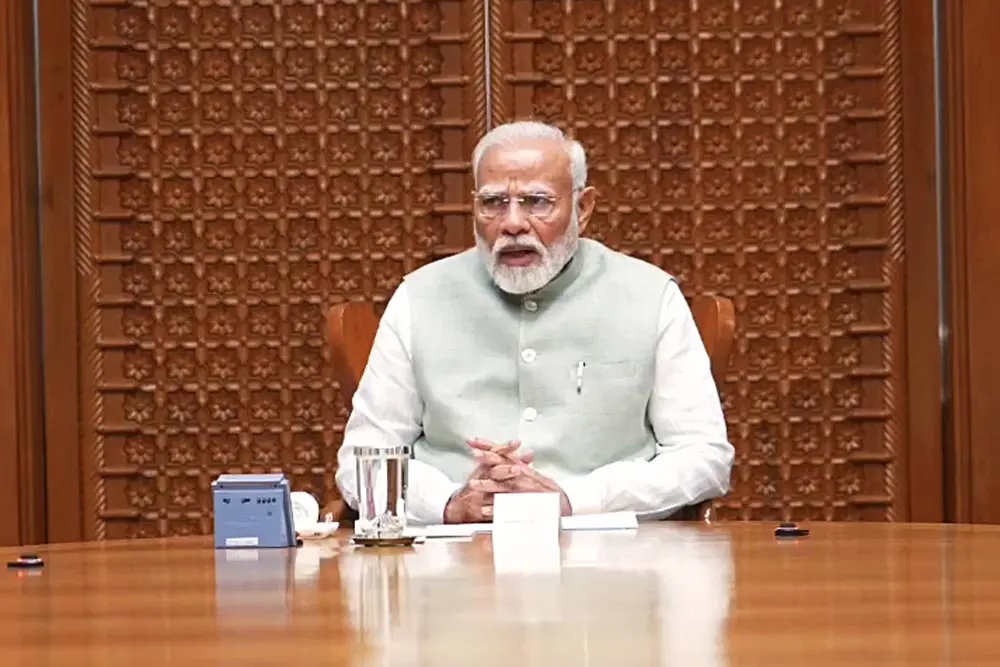 प्रधानमंत्री तीन दिन के गुजरात दौरे पर