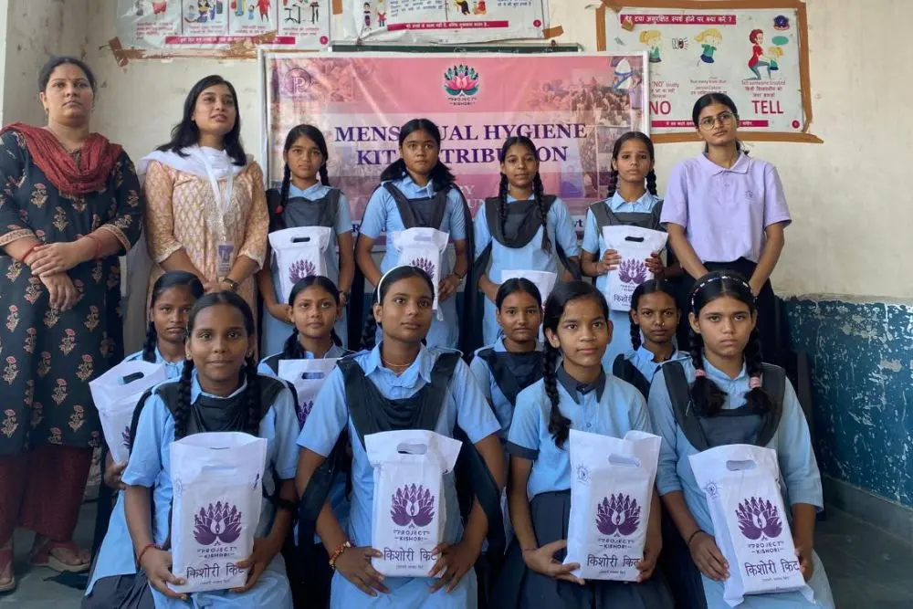 प्रजना फाउंडेशन का प्रोजेक्ट किशोरी: छात्राओं में स्वच्छता और आत्मनिर्भरता की नई लहर