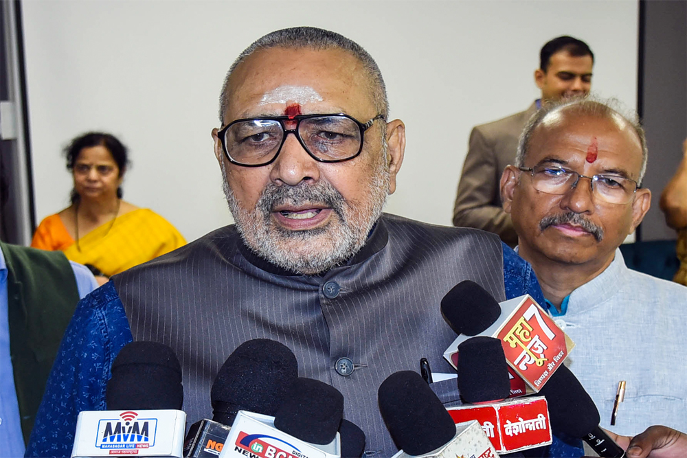 ये लोग भारत माता को नहीं मानते: गिरिराज सिंह