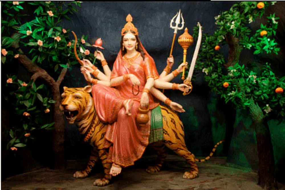 Shardiya Navratri 2024: शारदीय नवरात्रि के तीसरे दिन किस देवी की करें पूजा और कैसे ….