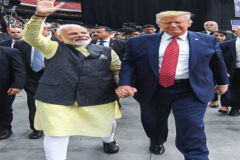 मेरे दोस्त डोनाल्ड ट्रंप को ऐतिहासिक चुनावी जीत की हार्दिक बधाई: पीएम मोदी