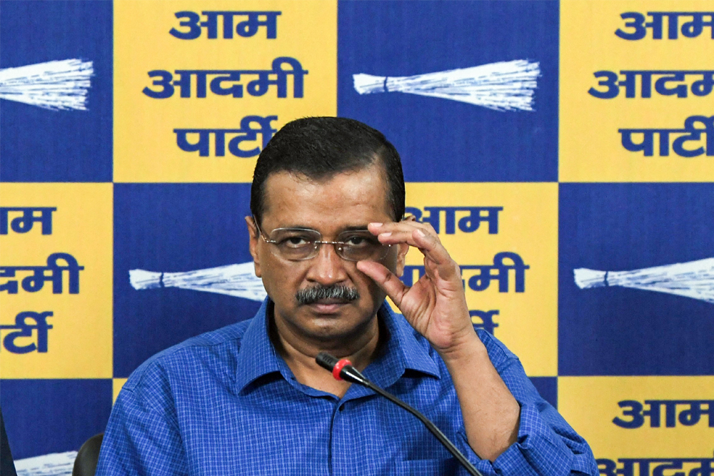 आप के सात विधायकों का इस्तीफा