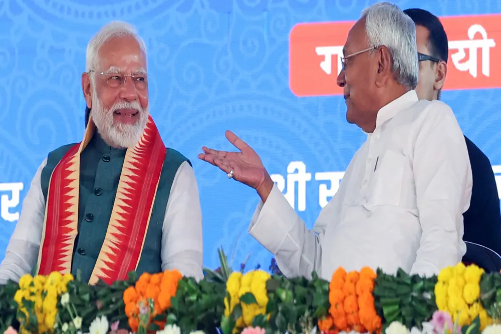 नीतीश के तेवर के बाद भाजपा लाइन पर आई