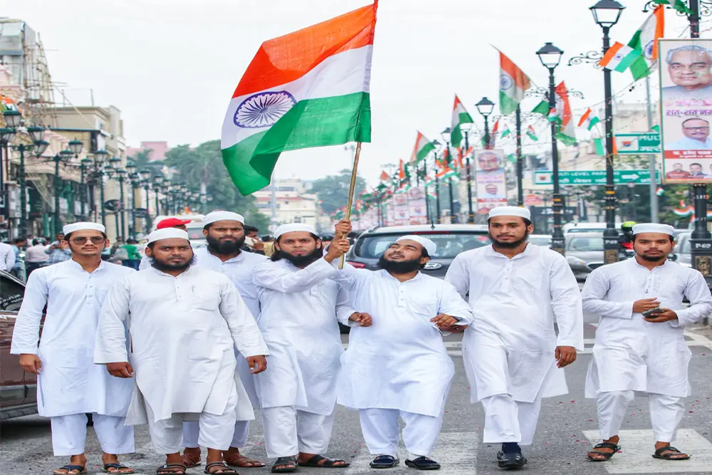 मुसलमान को धिम्मी बनाकर रखेंगे या धर्मांतरित करेंगे या मारेंगे?