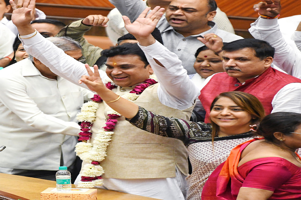 एमसीडी पर भी भाजपा का कब्जा होगा