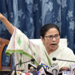 ममता ने ईवीएम बदले जाने की आशंका जताई