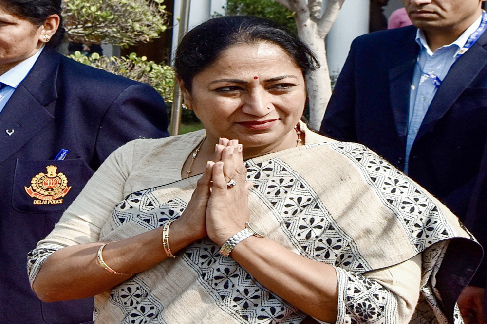 दिल्ली में आप को याद किया जाने लगा