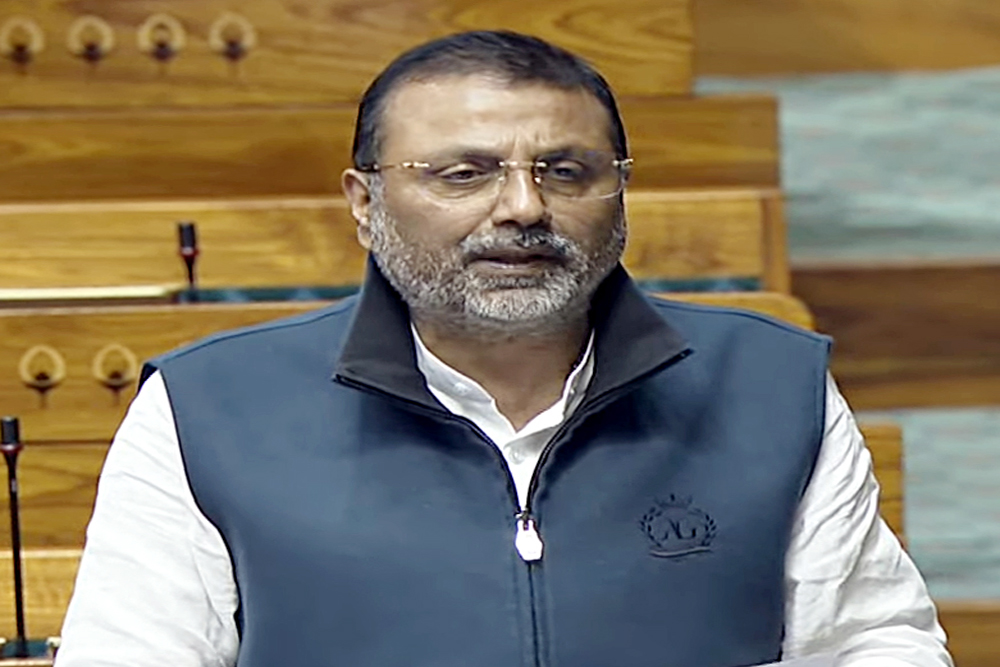 सांसद निशिकांत दुबे का हेमंत सोरेन सरकार पर जुबानी हमला
