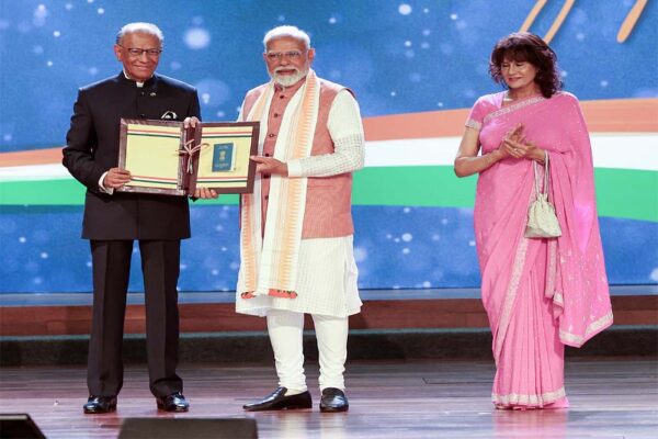 मोदी को मॉरीशस का सर्वोच्च सम्मान