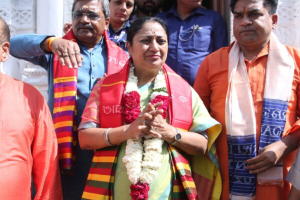 मुख्यमंत्री रेखा गुप्ता ने किया कन्या पूजन
