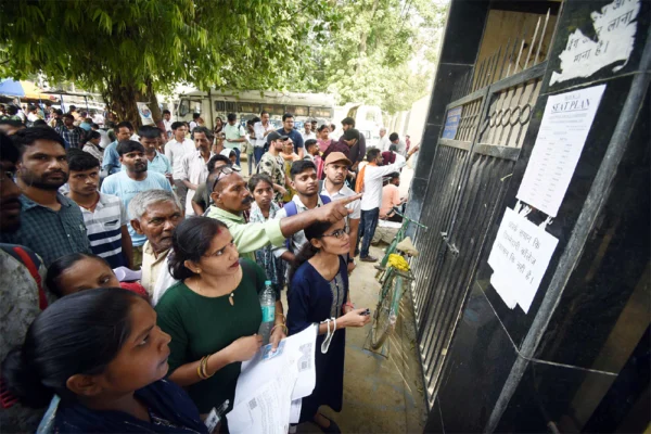 यूपीएससी की टॉपर बनीं शक्ति दुबे