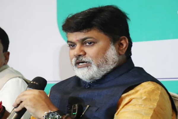 बंगाल हिंसा पर उदय सामंत बोले, ‘हिंदुओं पर अत्याचार गलत’