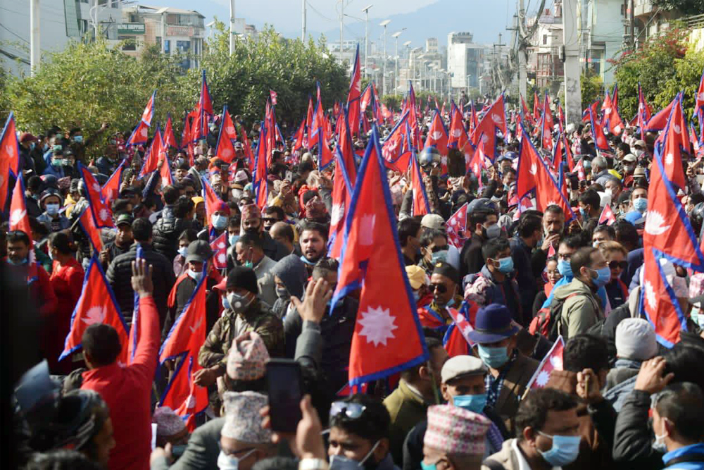नेपाल में क्या राजशाही लौटना संभव?