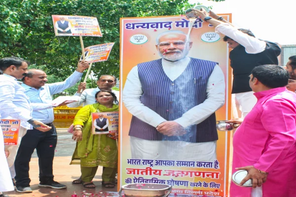सवाल तो वही हैं