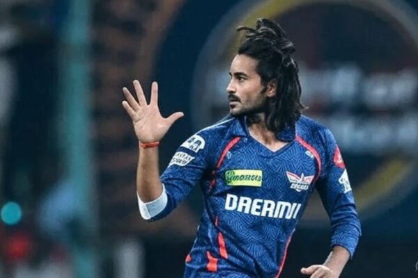 अभिषेक शर्मा से लड़ाई के बाद दिग्वेश राठी हुए बैन, अब नहीं खेलेंगे IPL