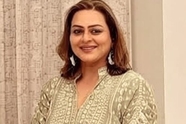 बिग बॉस फेम शिल्पा शिरोडकर कोरोना पॉजिटिव, सोनाक्षी सिन्हा को हुई चिंता