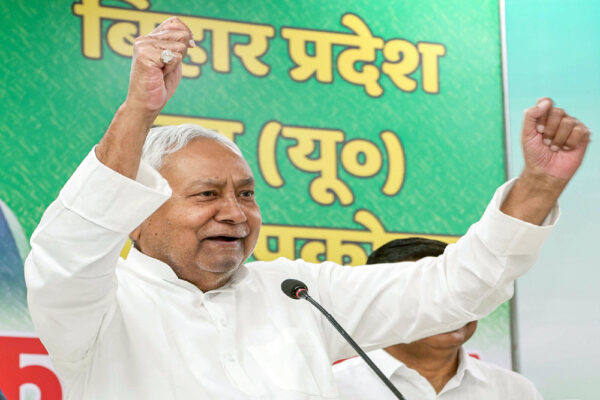 मधुबनी, मुंगेर सहित कई शहरों में बनेंगे छोटे हवाई अड्डे: नीतीश कुमार