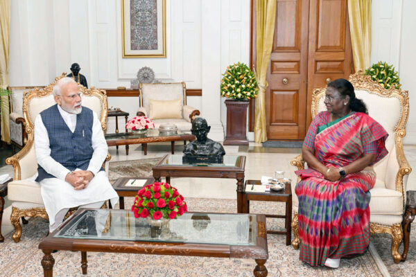 ईद-उल-अजहा पर राष्ट्रपति मुर्मू और प्रधानमंत्री मोदी ने दी शुभकामनाएं