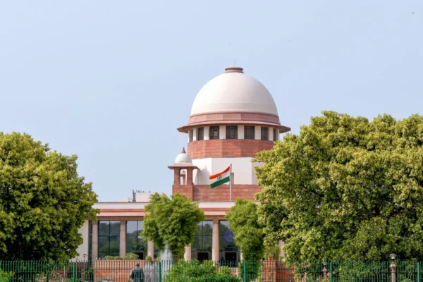 बीमा कंपनियों को बेलगाम बनाने वाला फैसला
