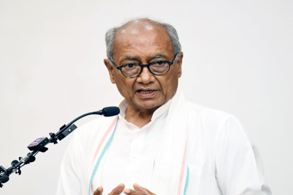 मध्य प्रदेश में मूंग खरीदी में आ रही दिक्कतों को दूर किया जाए : दिग्विजय