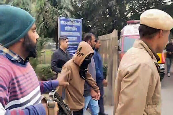 संसद सुरक्षा चूक मामला : आरोपी नीलम आजाद-महेश कुमावत को मिली सशर्त जमानत