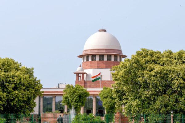 2006 मुंबई ट्रेन ब्लास्ट केस: सुप्रीम कोर्ट ने हाईकोर्ट के फैसले पर रोक लगाई