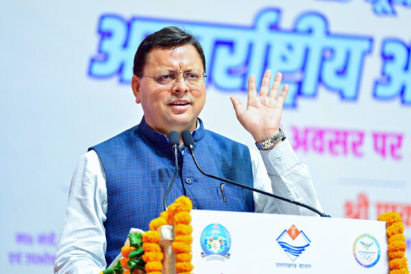 श्रद्धालुओं के लिए समुचित व्यवस्थाएं सुनिश्चित करें : सीएम धामी