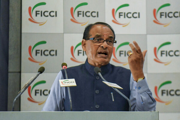 इंडी गठबंधन ने लोकतंत्र को हुल्लड़, हंगामा और हुड़दंग तंत्र में बदला : शिवराज
