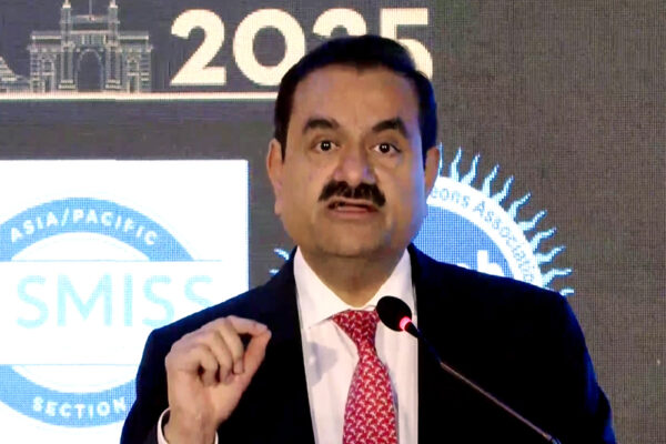 अदाणी समूह अगले पांच वर्षों में 100 अरब डॉलर का निवेश करेगा : गौतम अदाणी