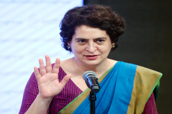 ‘विपक्षी नेता को सदन में बोलने नहीं देते’, प्रियंका गांधी का आरोप