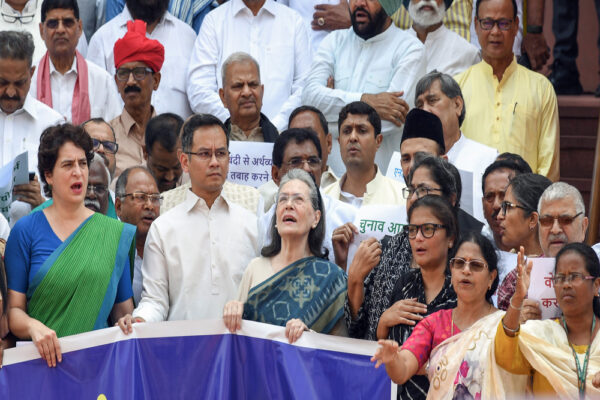 चुनाव बहिष्कार पर तेजस्वी को मिला विपक्षी खेमे का समर्थन