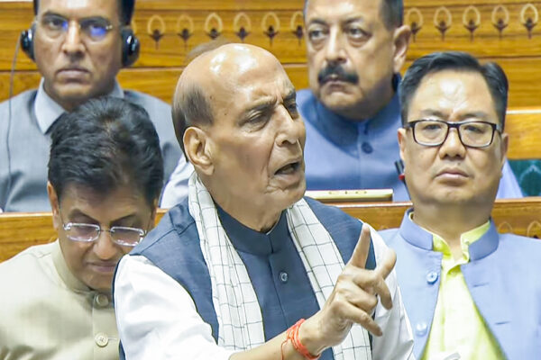 ऑपरेशन सिंदूर दबाव में नहीं रूका