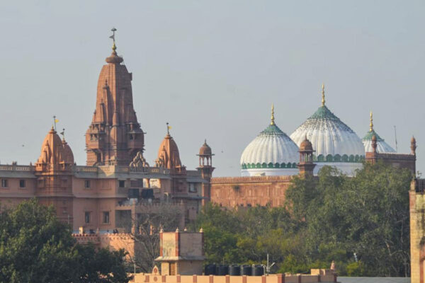 मथुरा की शाही ईदगाह पर हिंदू पक्ष को हाईकोर्ट से झटका