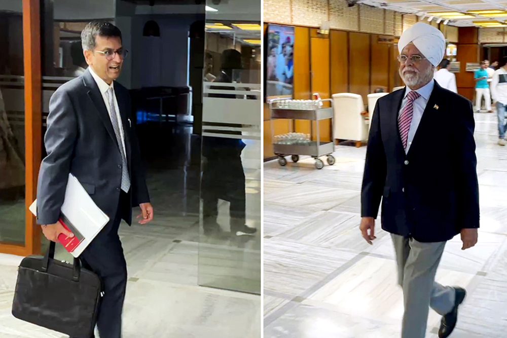 चार पूर्व चीफ जस्टिस, सबकी एक राय!