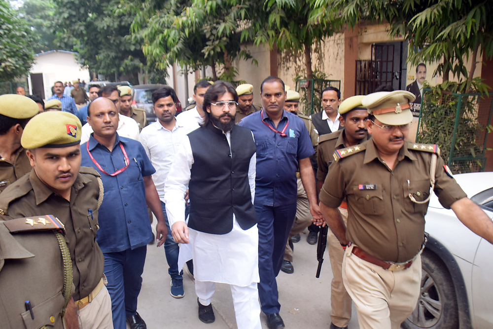 मुख्तार के बेटे अब्बास अंसारी की दोषसिद्धि पर रोक, बहाल होगी विधानसभा सदस्यता