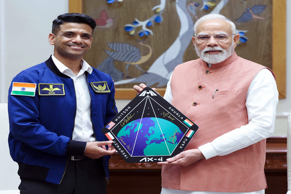 प्रधानमंत्री मोदी की शुभांशु शुक्ला से मुलाकात, बताया- ‘भारत को उनकी उपलब्धि पर गर्व’