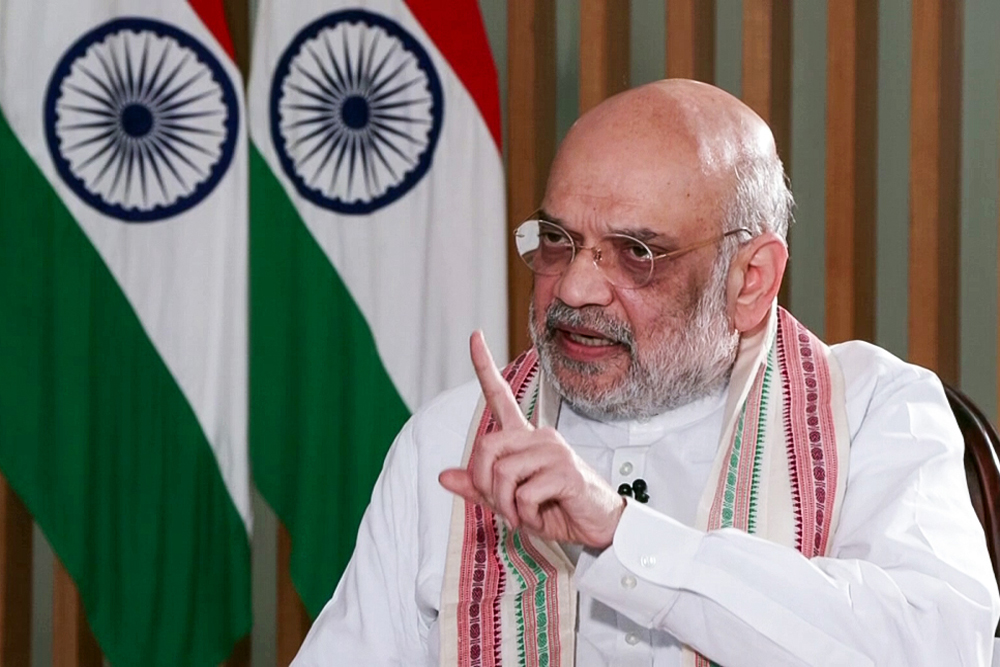 पीएम मोदी के खिलाफ अपमानजनक टिप्पणी पर भड़के अमित शाह