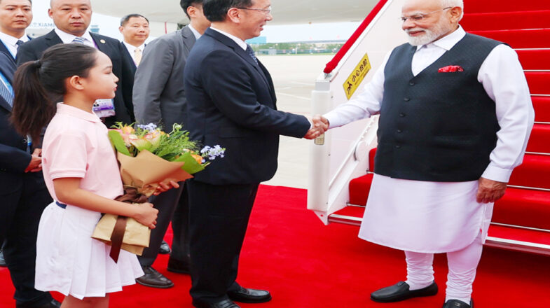 पीएम मोदी चीन के तियानजिन पहुंचे, एससीओ समिट में होंगे शामिल