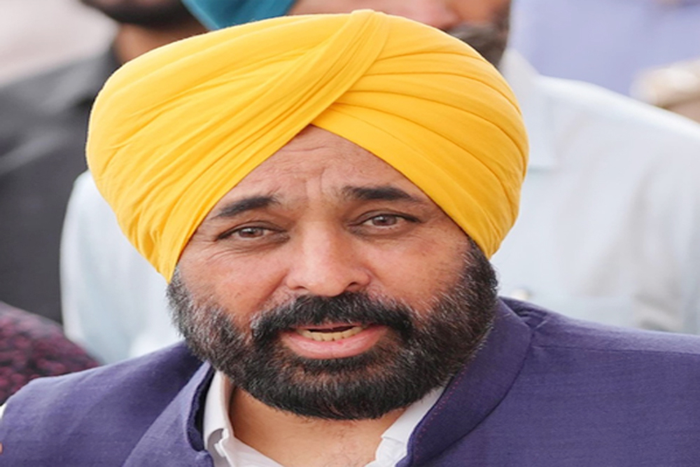ईडी की रेड पर ‘आप’ का हमला