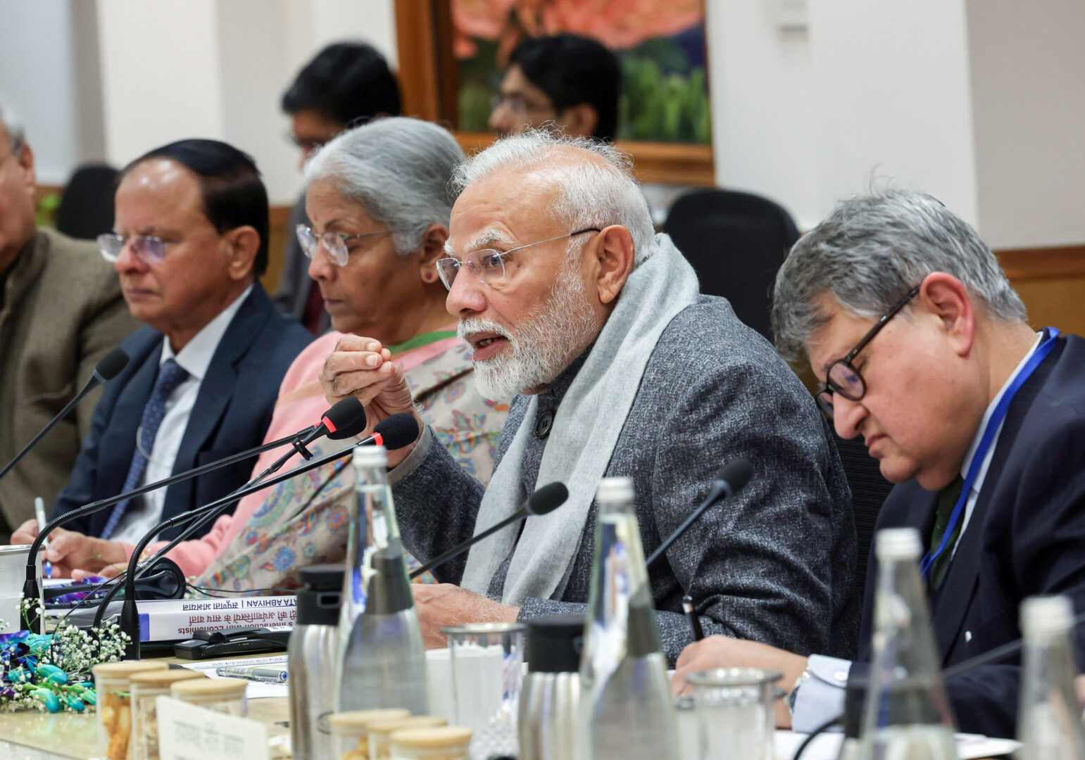 तो सरकार ने हाथ खड़े कर दिए हैं!