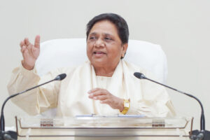 बसपा पंजाब विधानसभा चुनाव अकेले लड़ेगी: मायावती